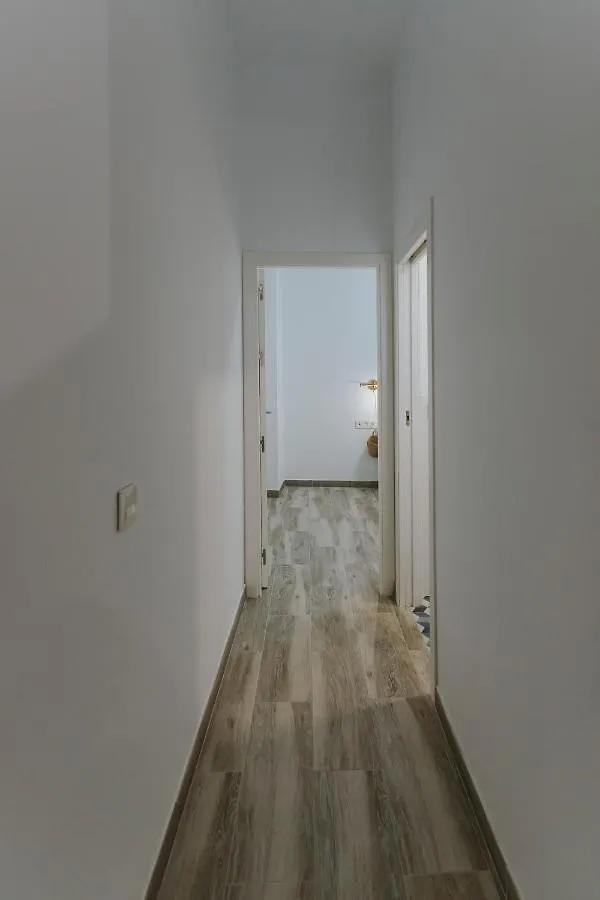 Apartment O&L Punonrostro Bright Minimalist Central Home Seville Spain