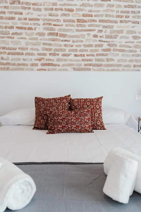 O&L Punonrostro Bright Minimalist Central Home Seville Apartment