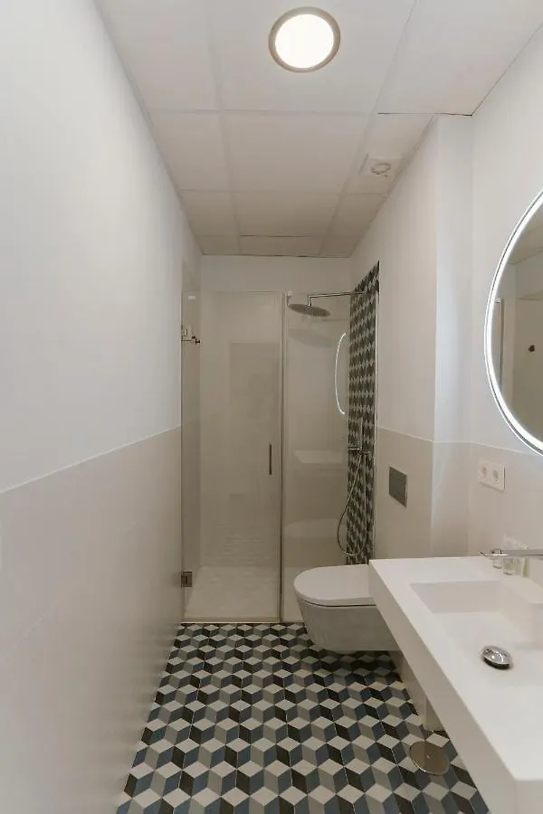 O&L Punonrostro Bright Minimalist Central Home Seville Apartment